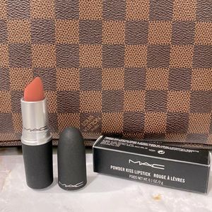 MAC POWDER KISS LIPSTICK